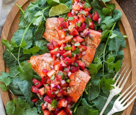 grilled-salmon-with-strawberry-jalepeno-salsa-recipe