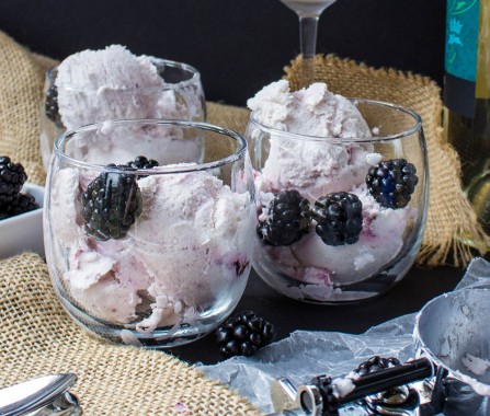 moscato-blackberry-ice-cream-recipe